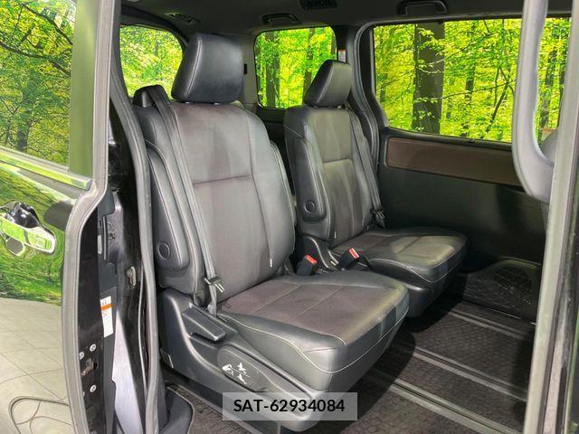 Toyota ESQUIRE 2017-09 6675866-9