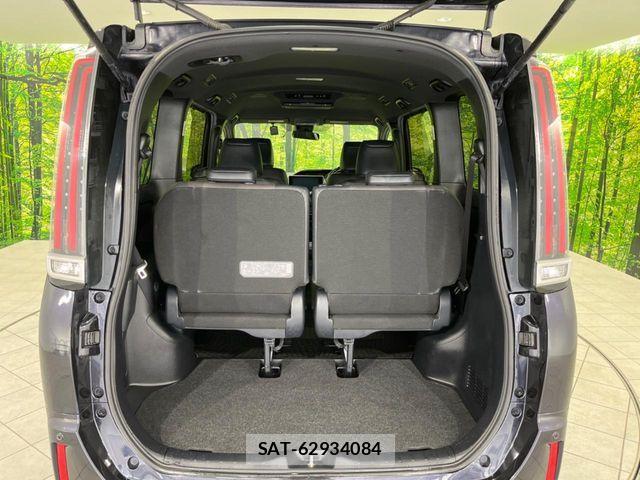 Toyota ESQUIRE 2017-09 6675866-12