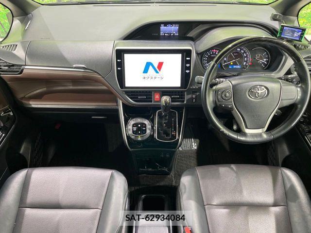 Toyota ESQUIRE 2017-09 6675866-1