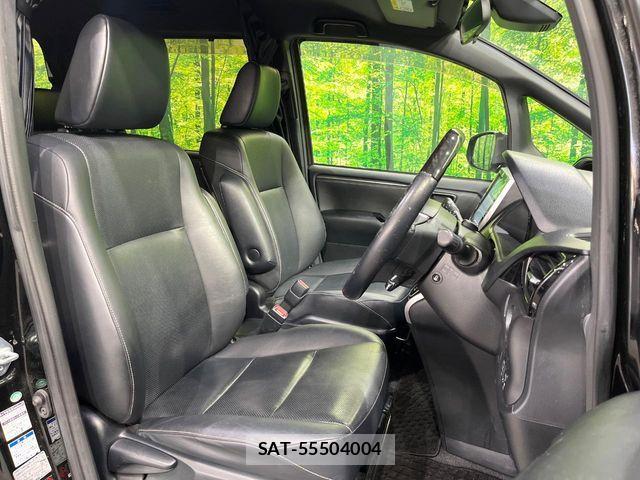Toyota ESQUIRE 2017-10 6751480-9