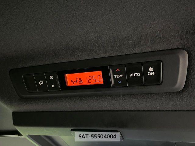 Toyota ESQUIRE 2017-10 6751480-12