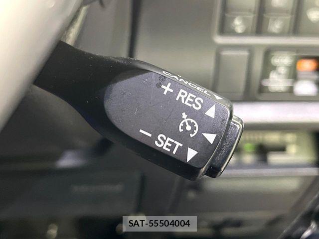 Toyota ESQUIRE 2017-10 6751480-7