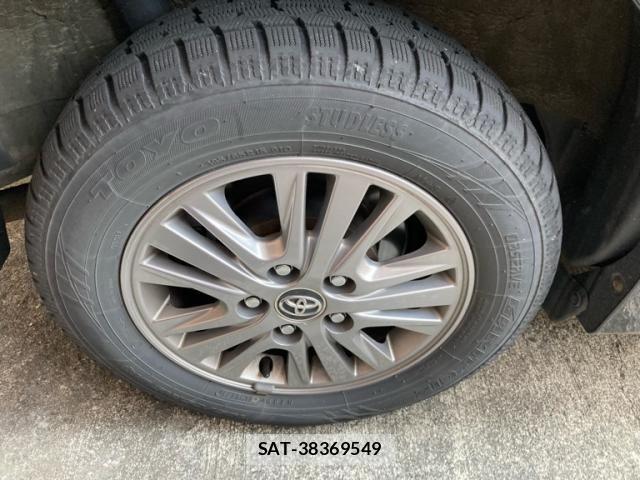 Toyota ESQUIRE 2016-02 6904773-8