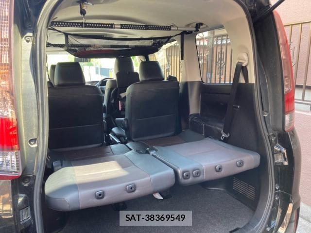 Toyota ESQUIRE 2016-02 6904773-10