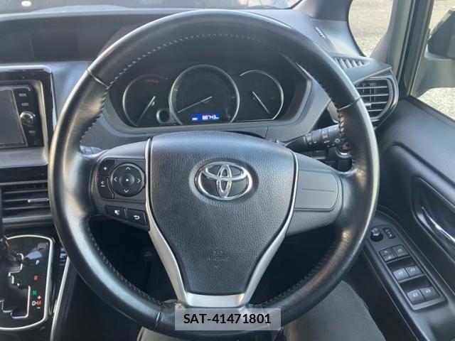 Toyota ESQUIRE 2017-06 7020423-14