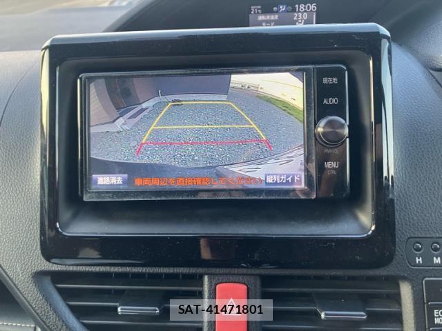 Toyota ESQUIRE 2017-06 7020423-19