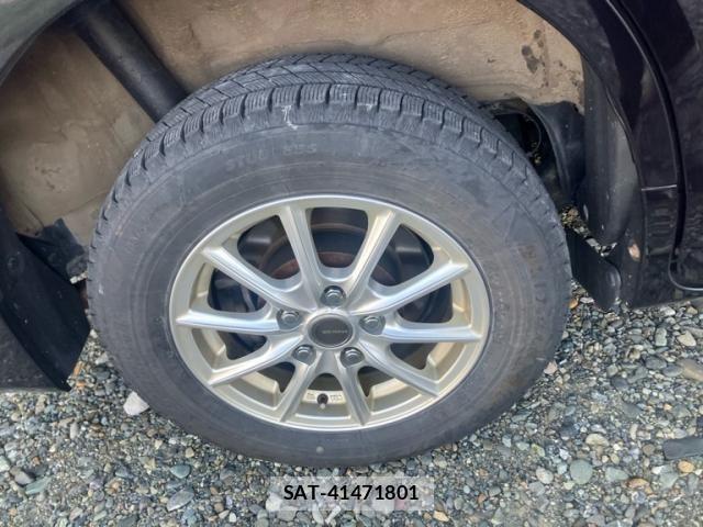 Toyota ESQUIRE 2017-06 7020423-7