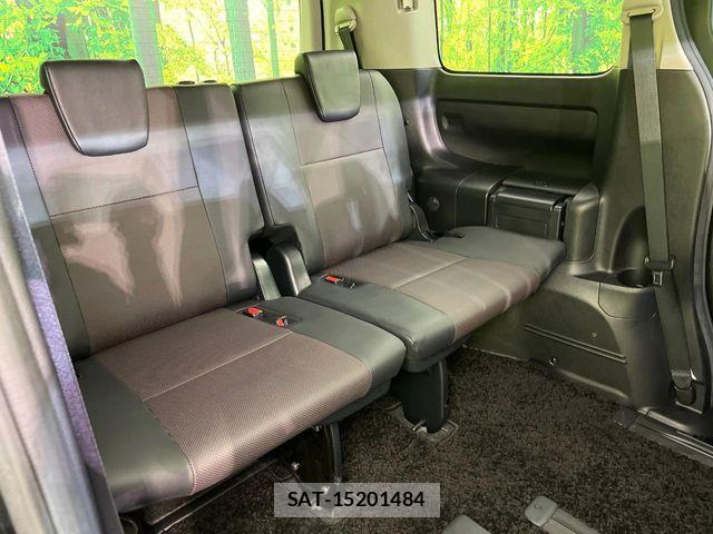 Toyota ESQUIRE 2016-04 7058423-9