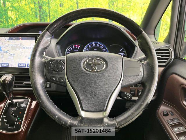 Toyota ESQUIRE 2016-04 7058423-6