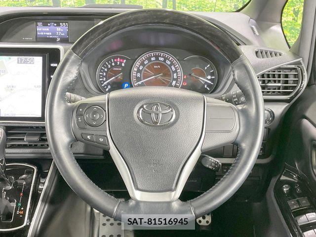 Toyota ESQUIRE 2018-11 7218140-12