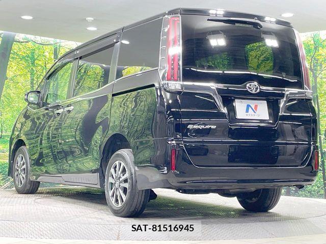 Toyota ESQUIRE 2018-11 7218140-18