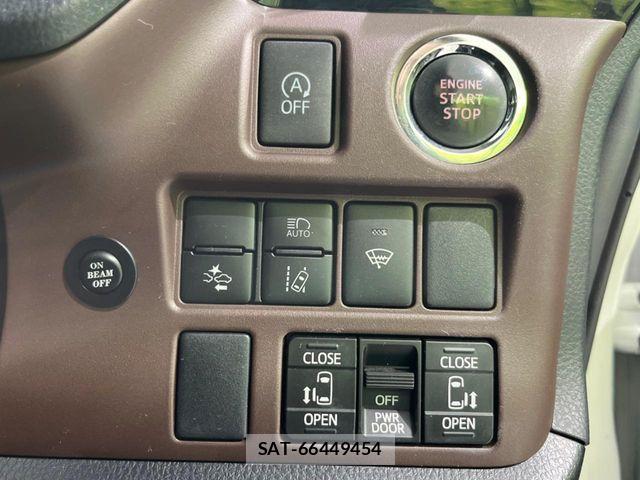 Toyota ESQUIRE 2018-06 7218136-3
