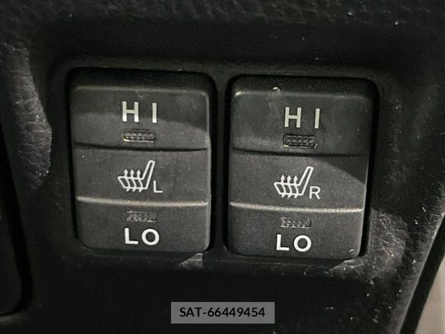Toyota ESQUIRE 2018-06 7218136-6
