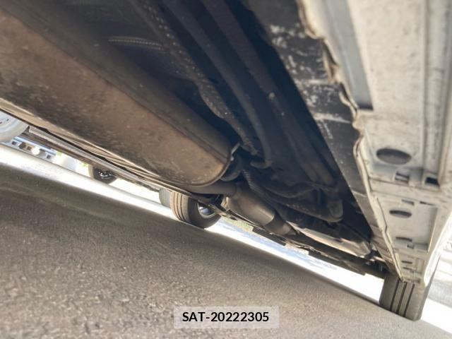 Toyota ESQUIRE 2018-04 7218141-10