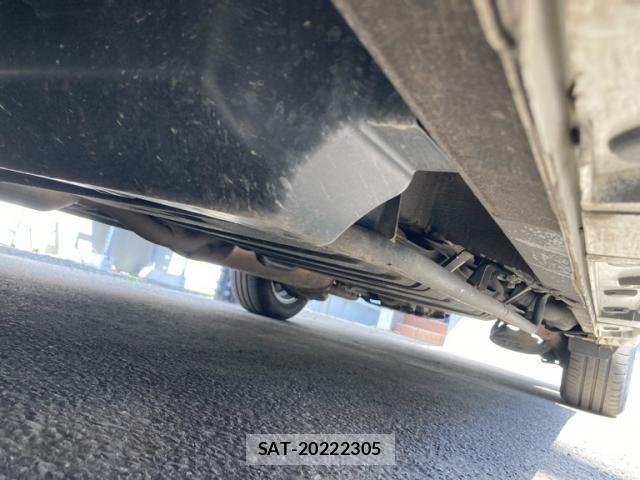 Toyota ESQUIRE 2018-04 7218141-11