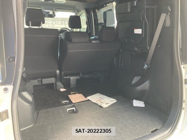Toyota ESQUIRE 2018-04 7218141-12