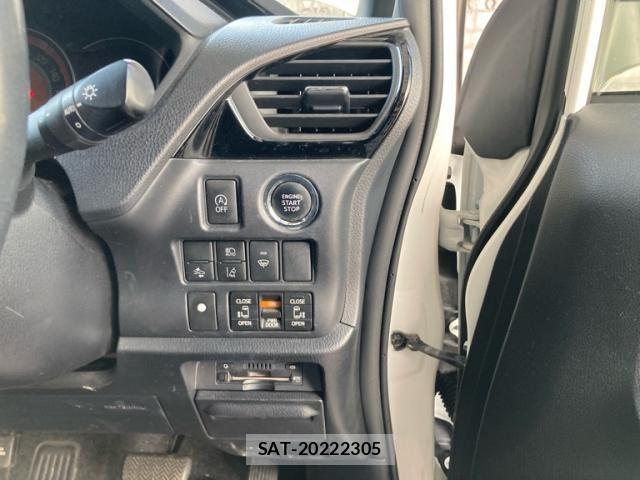 Toyota ESQUIRE 2018-04 7218141-15