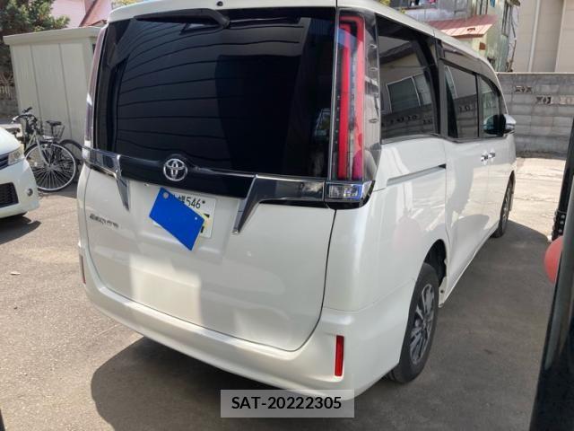 Toyota ESQUIRE 2018-04 7218141-2