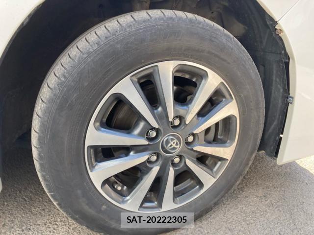 Toyota ESQUIRE 2018-04 7218141-5