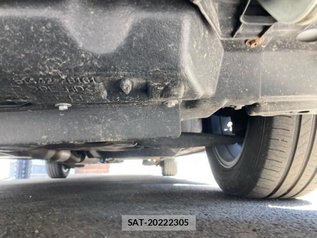 Toyota ESQUIRE 2018-04 7218141-8