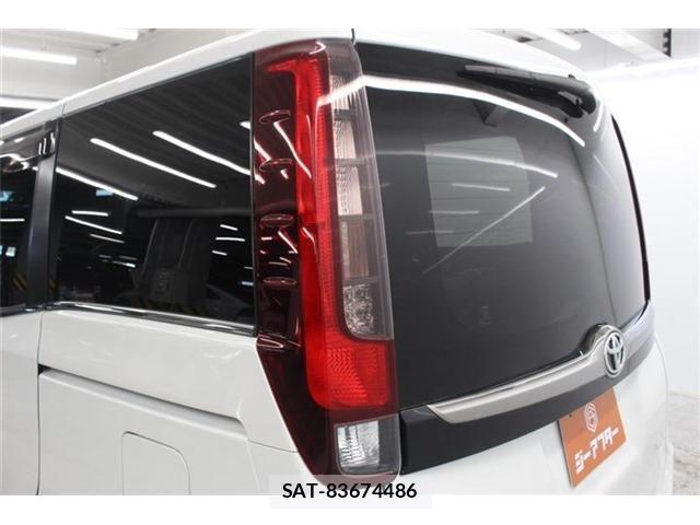 Toyota ESQUIRE 2017-03 7218135-17
