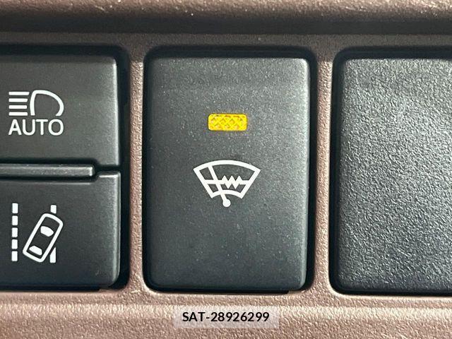 Toyota ESQUIRE 2018-09 7250731-5