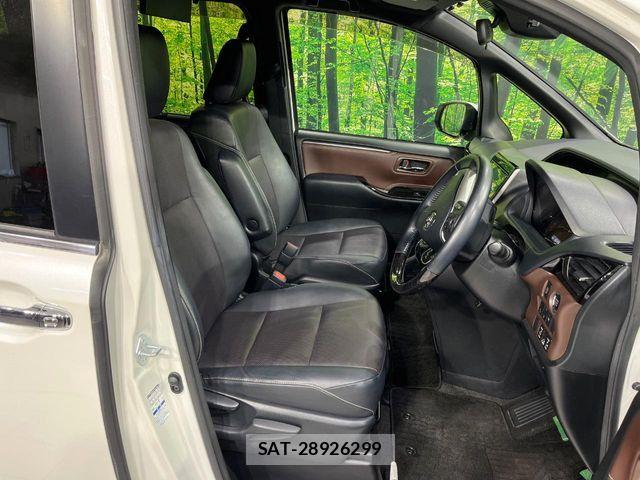Toyota ESQUIRE 2018-09 7250731-7