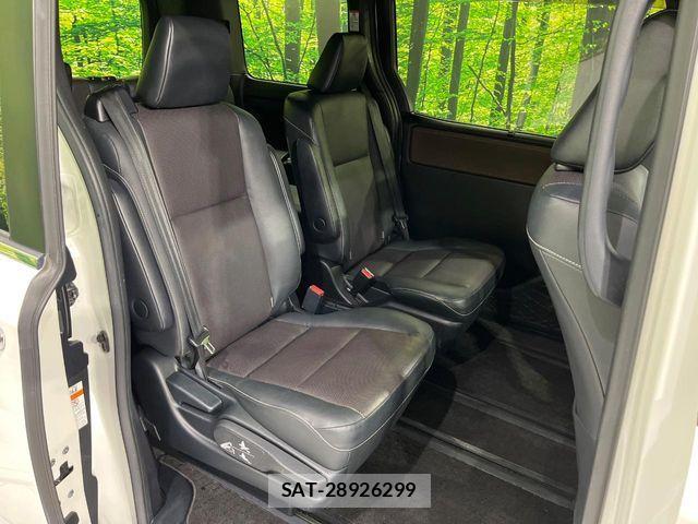 Toyota ESQUIRE 2018-09 7250731-8