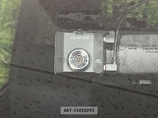 Toyota ESQUIRE 2015-07 7250728-4