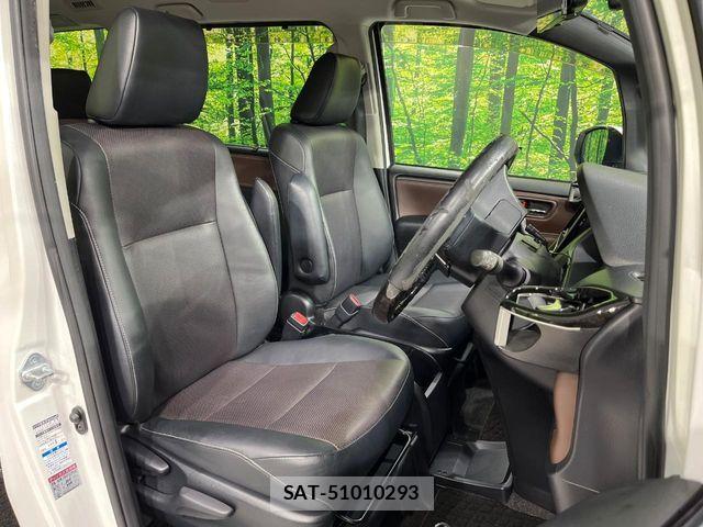 Toyota ESQUIRE 2015-07 7250728-7