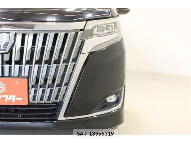 Toyota ESQUIRE 2018-02 7271857-12