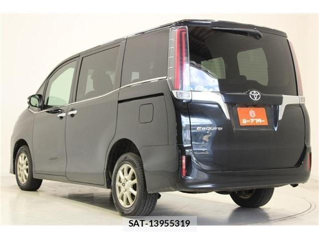 Toyota ESQUIRE 2018-02 7271857-8