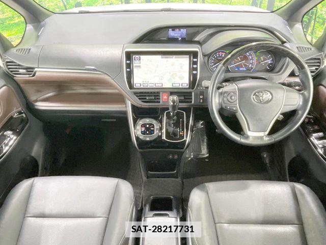 Toyota ESQUIRE 2017-09 7723102-1