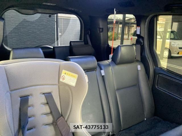 Toyota ESQUIRE 2018-02 7876327-11