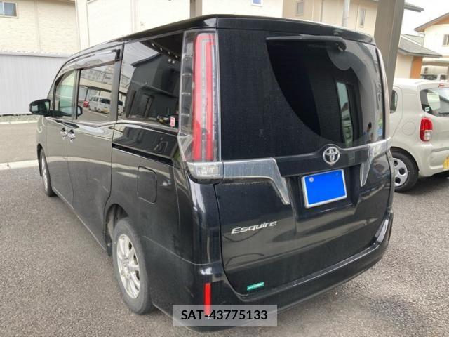 Toyota ESQUIRE 2018-02 7876327-4