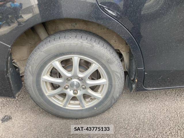 Toyota ESQUIRE 2018-02 7876327-7