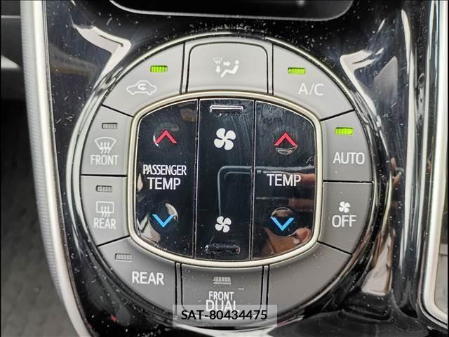 Toyota ESQUIRE 2019-07 7876325-12