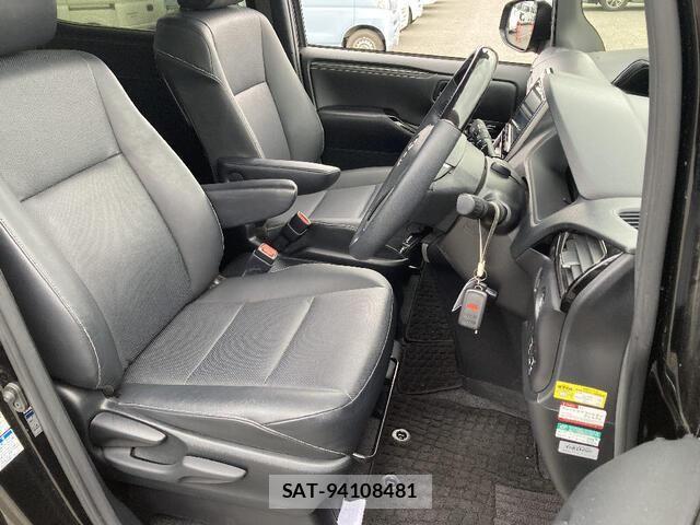 Toyota ESQUIRE 2018-10 7979157-15