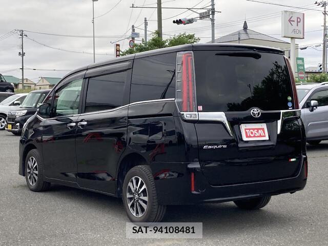 Toyota ESQUIRE 2018-10 7979157-25
