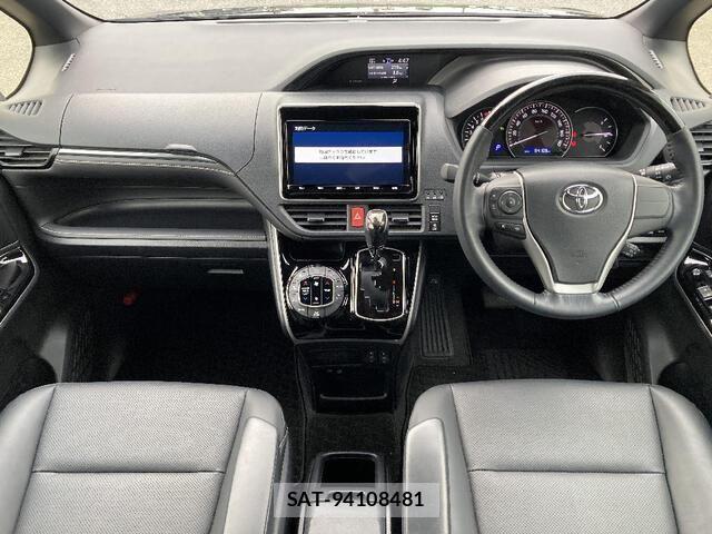 Toyota ESQUIRE 2018-10 7979157-5