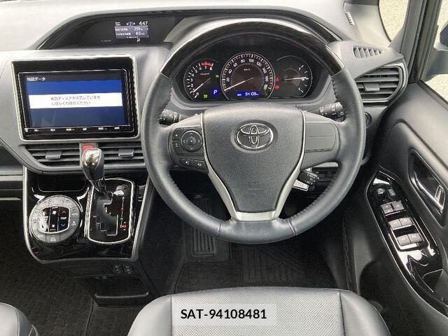 Toyota ESQUIRE 2018-10 7979157-6