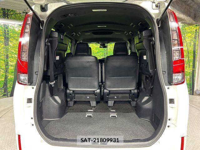 Toyota ESQUIRE 2017-04 8035408-10