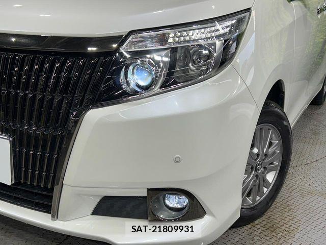 Toyota ESQUIRE 2017-04 8035408-14