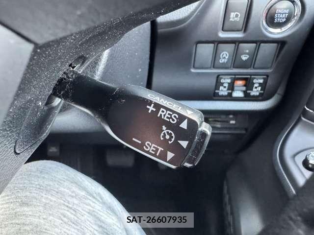 Toyota ESQUIRE 2015-05 8073682-19
