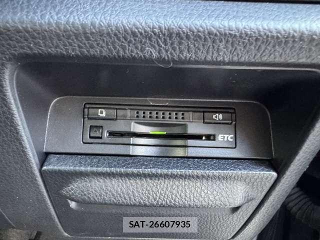 Toyota ESQUIRE 2015-05 8073682-22