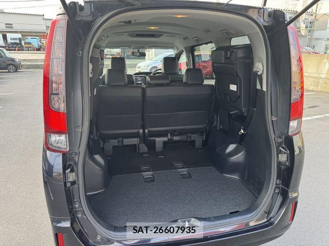 Toyota ESQUIRE 2015-05 8073682-25