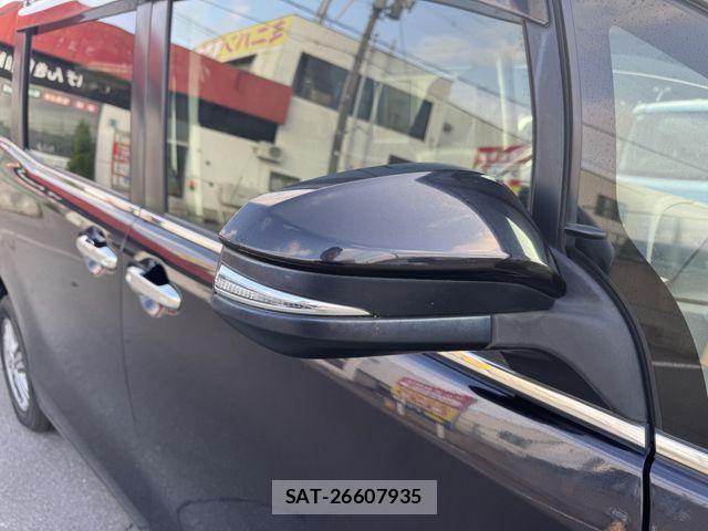 Toyota ESQUIRE 2015-05 8073682-26