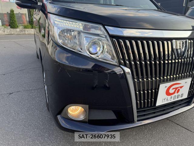 Toyota ESQUIRE 2015-05 8073682-27