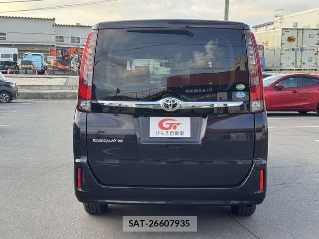 Toyota ESQUIRE 2015-05 8073682-3