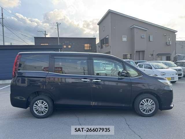 Toyota ESQUIRE 2015-05 8073682-4